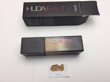Load image into Gallery viewer, huda-beauty-eyeshadow lipstick makeup

